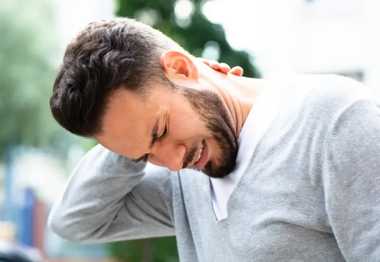neck and shoulder pain